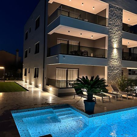 Alex Luxury Apartments Rovinj Extérieur photo