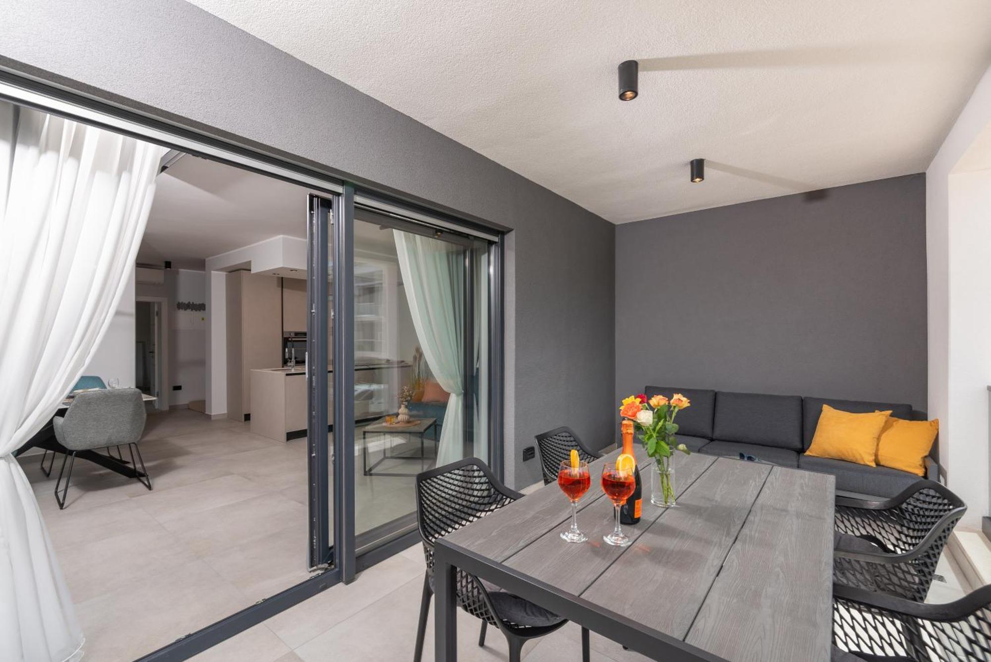 Alex Luxury Apartments Rovinj Extérieur photo